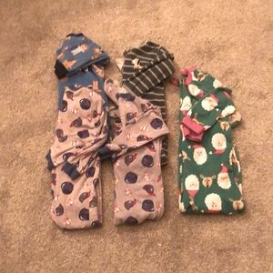 Carter’s 5T fleece one piece pajamas